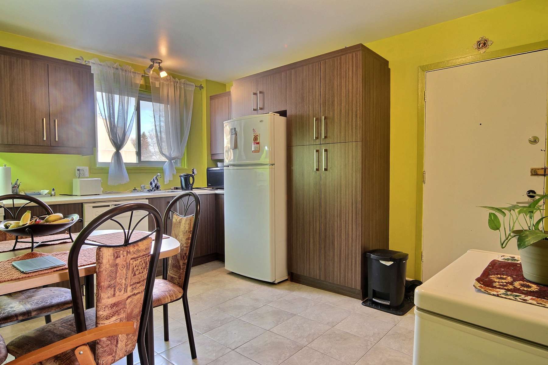 unit image